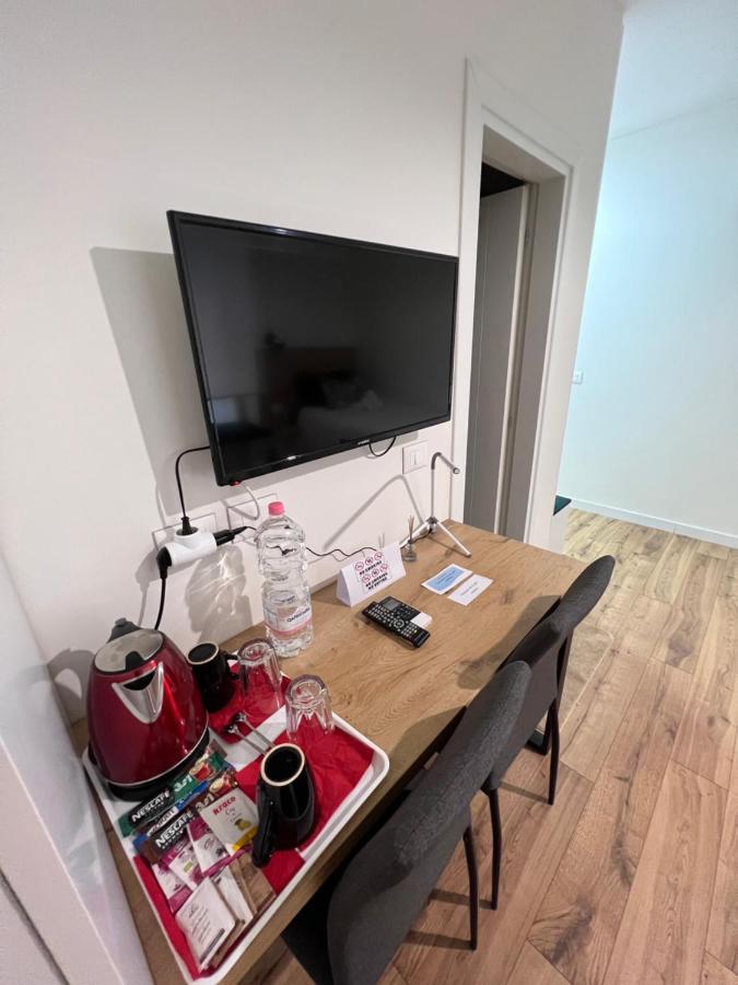 Grand Park & Bllok Area Rooms Tiranë Ngoại thất bức ảnh