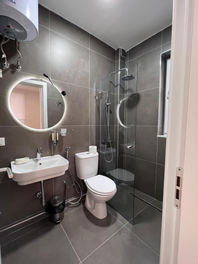 Grand Park & Bllok Area Rooms Tiranë Ngoại thất bức ảnh