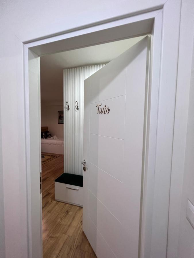 Grand Park & Bllok Area Rooms Tiranë Ngoại thất bức ảnh