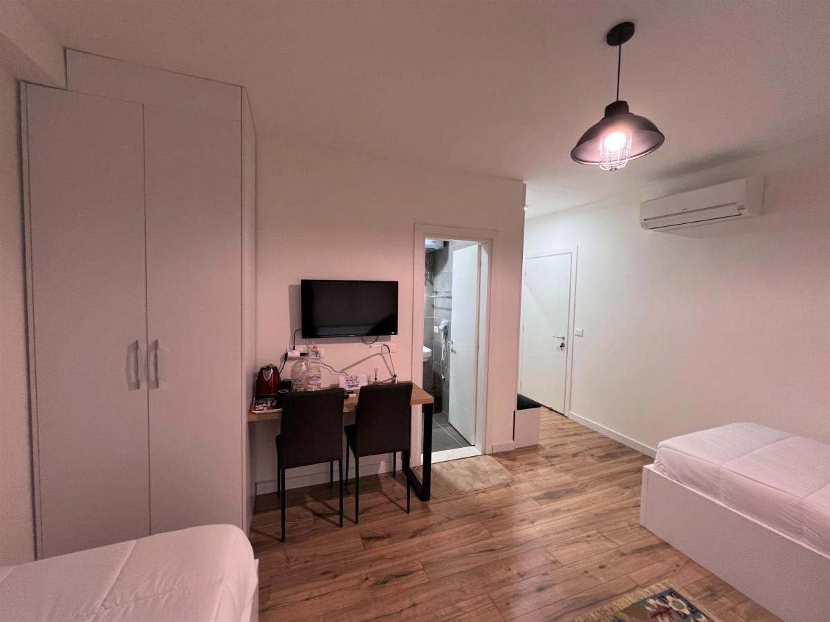 Grand Park & Bllok Area Rooms Tiranë Ngoại thất bức ảnh
