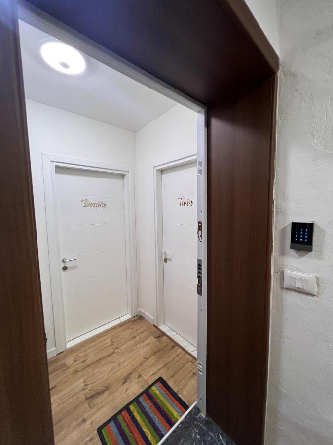 Grand Park & Bllok Area Rooms Tiranë Ngoại thất bức ảnh